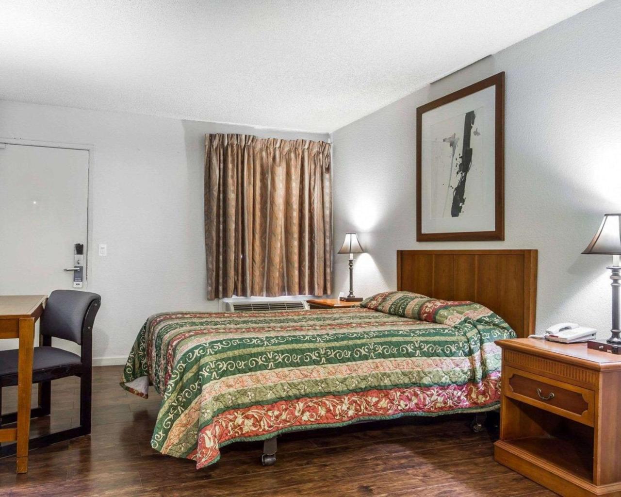 Rodeway Inn Vallejo Extérieur photo