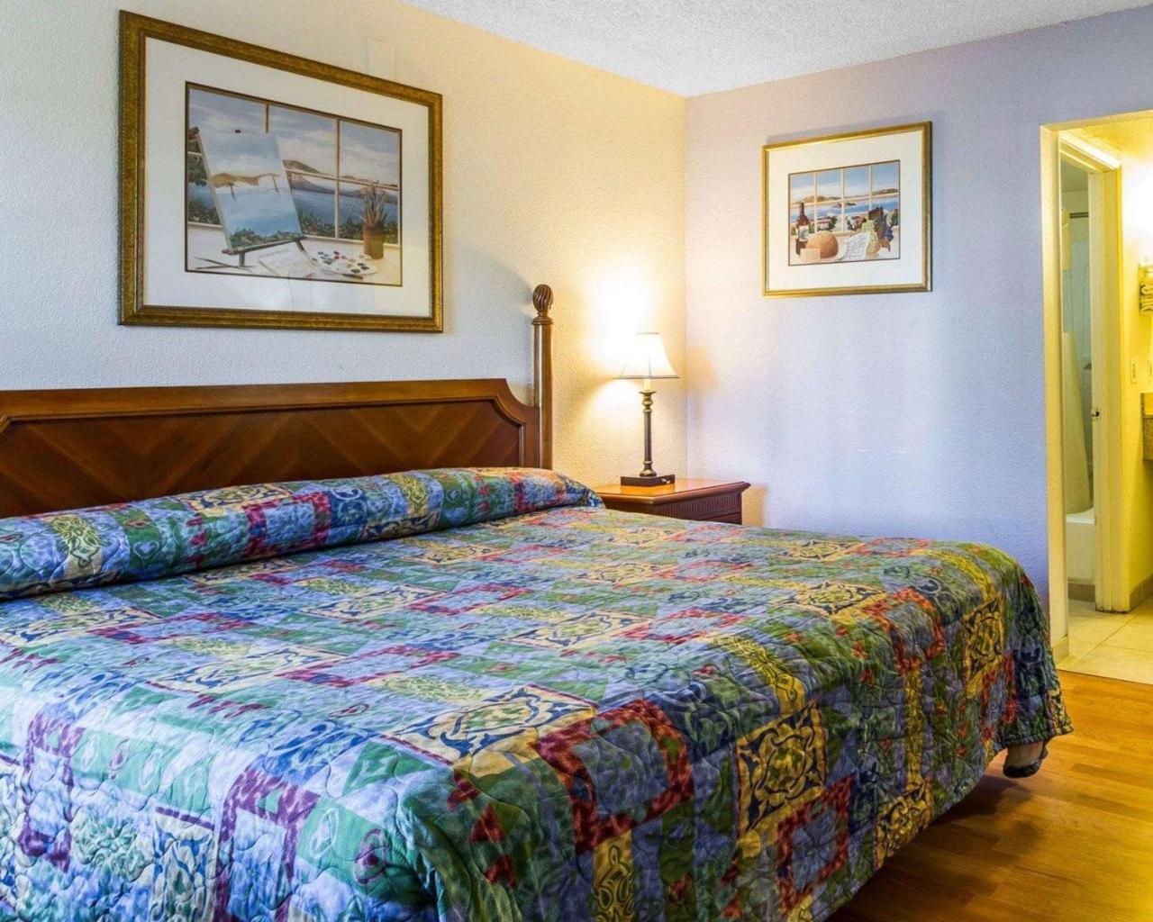 Rodeway Inn Vallejo Extérieur photo